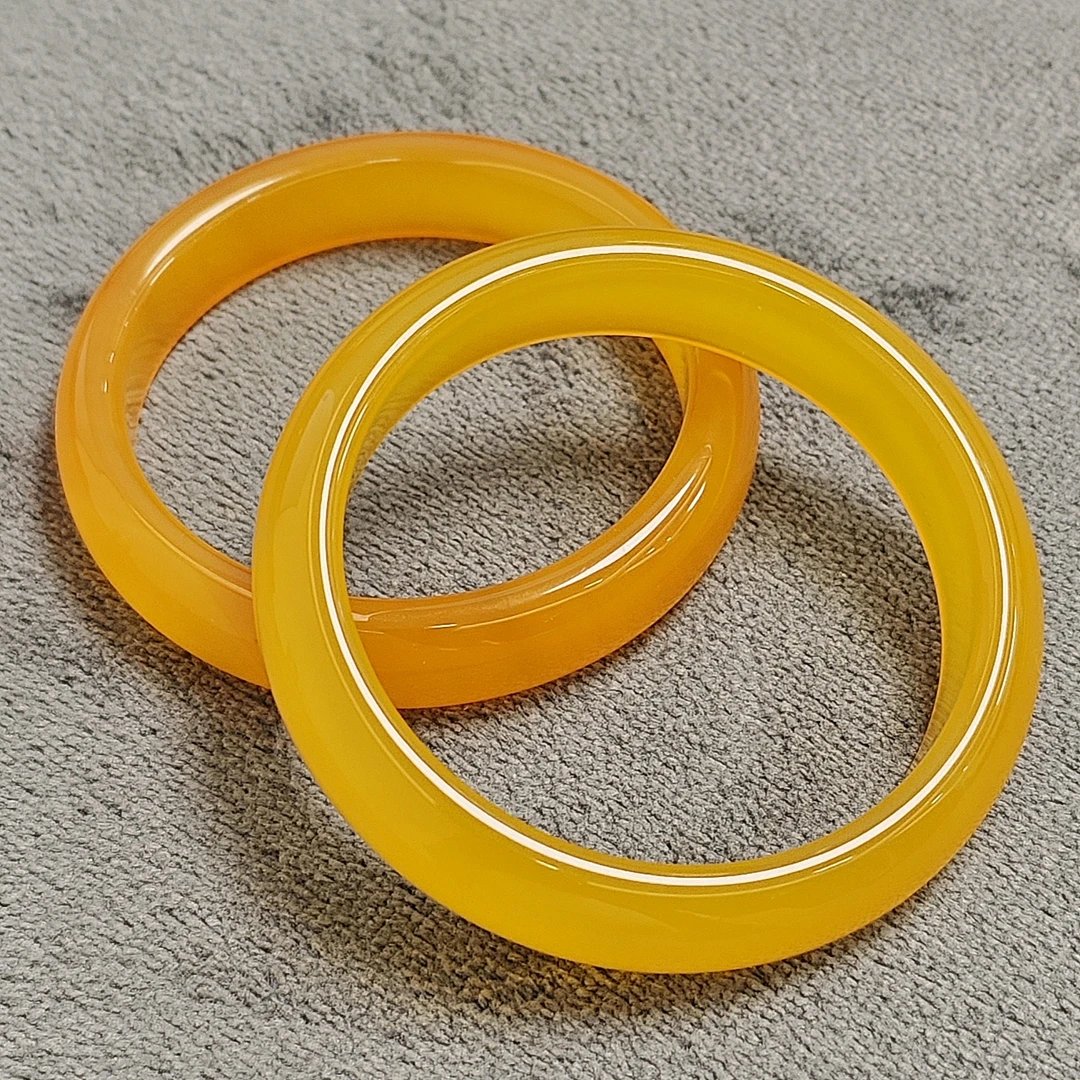 玄黄老料满蜜鸡油黄手镯C1(多样性发)(拍一发一)