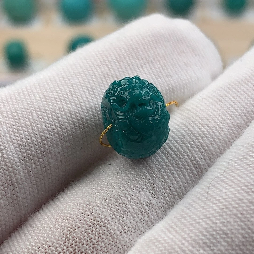 绿松石未镶嵌珠宝奇石11.4