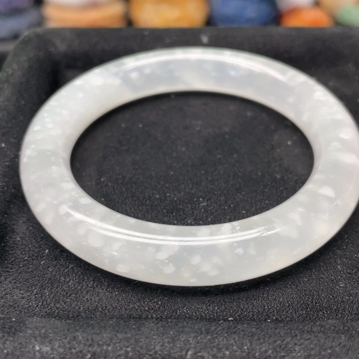 石英质玉未镶嵌珠宝半成品57口径