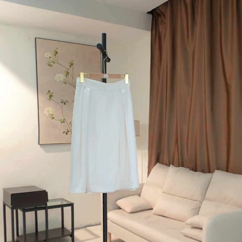 Q023  干净白色高腰半身裙女  EW21Q1505D