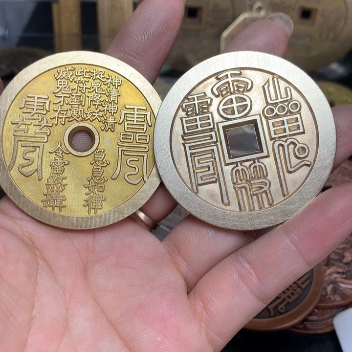 铜现代工艺品花钱43