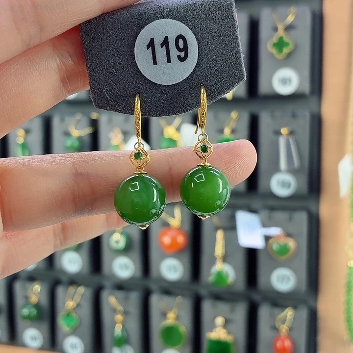 和田玉18K金镶嵌耳饰