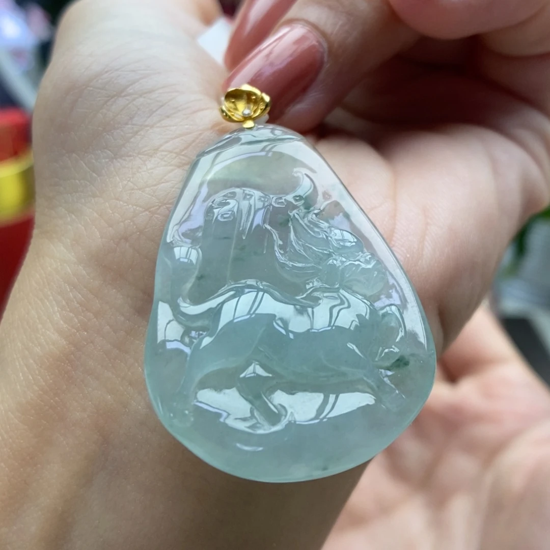 翡翠18K金镶嵌颈饰吊坠59