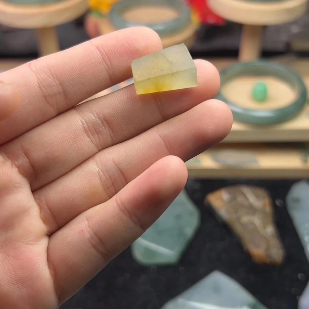 定制翡翠未镶嵌缅甸天然翡翠定制