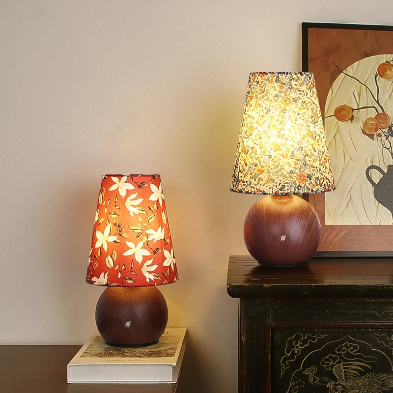 充电小台灯简约创意触摸遥控调光中古装饰卧室床头灯氛围灯小夜灯