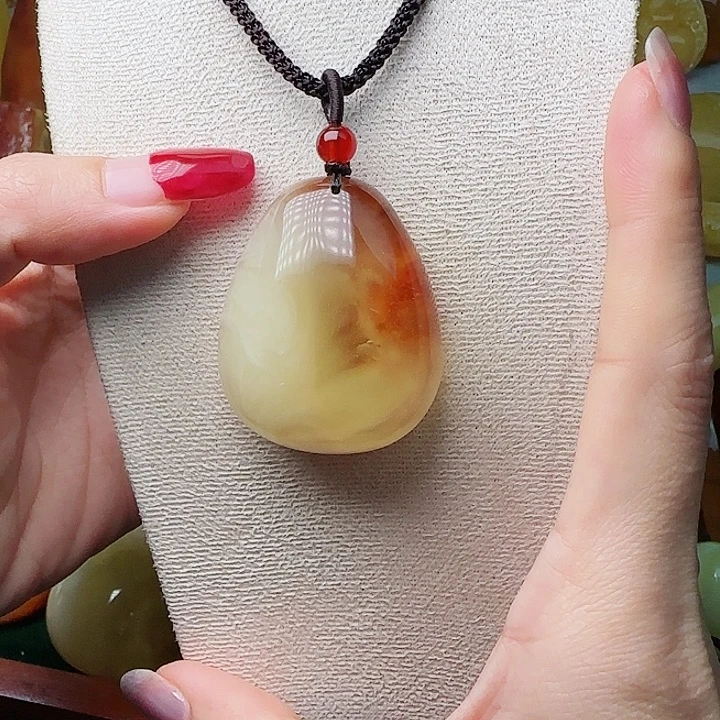 琥珀未镶嵌手链吊坠