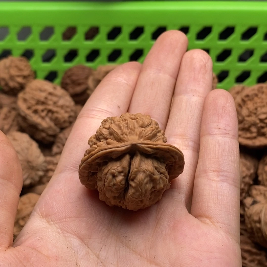 J***F文玩核桃吊坠定制商品不退不换