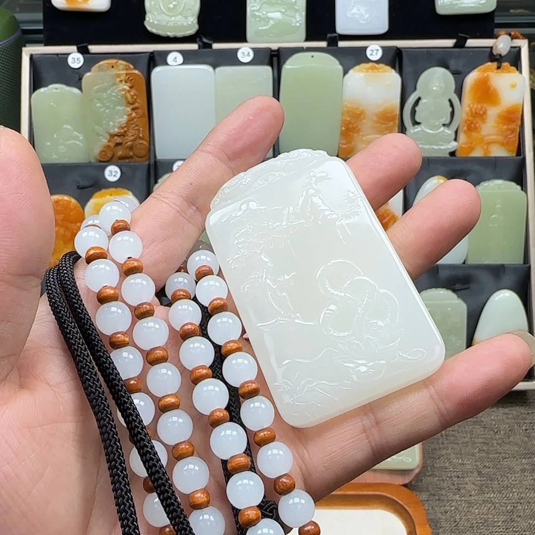 用***哥昆仑山料一物一拍双面蛇