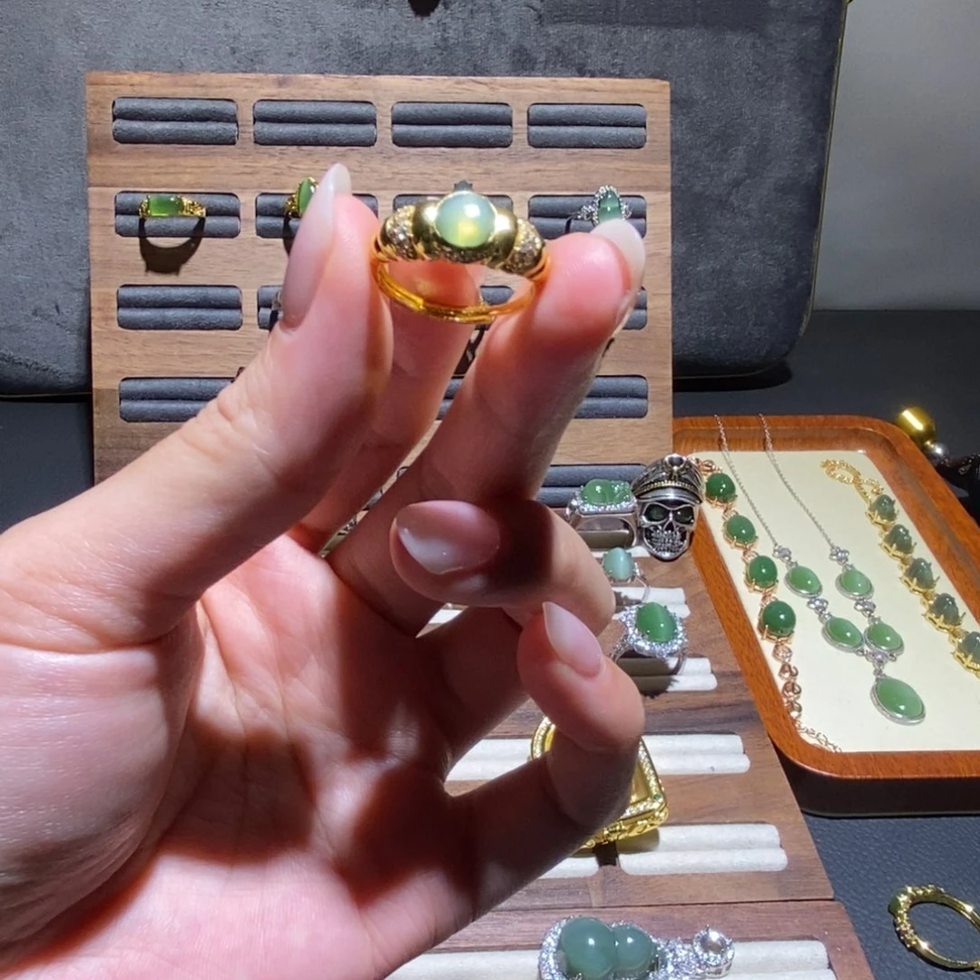 和田玉（碧玉）未镶嵌戒指