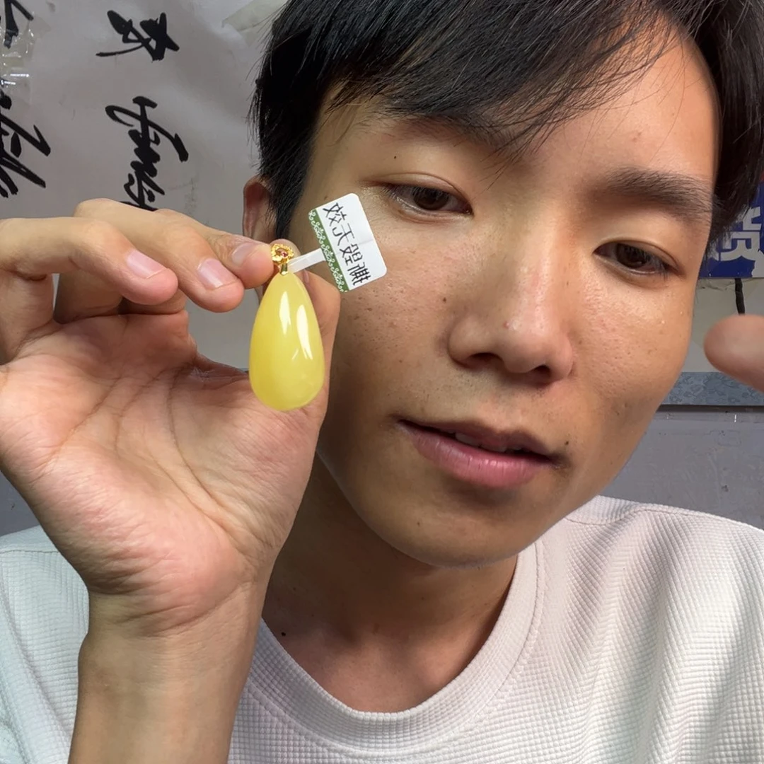 蜜蜡颈饰银S925镶嵌多样性高端老黄蜡蜜蜡大水滴带链子