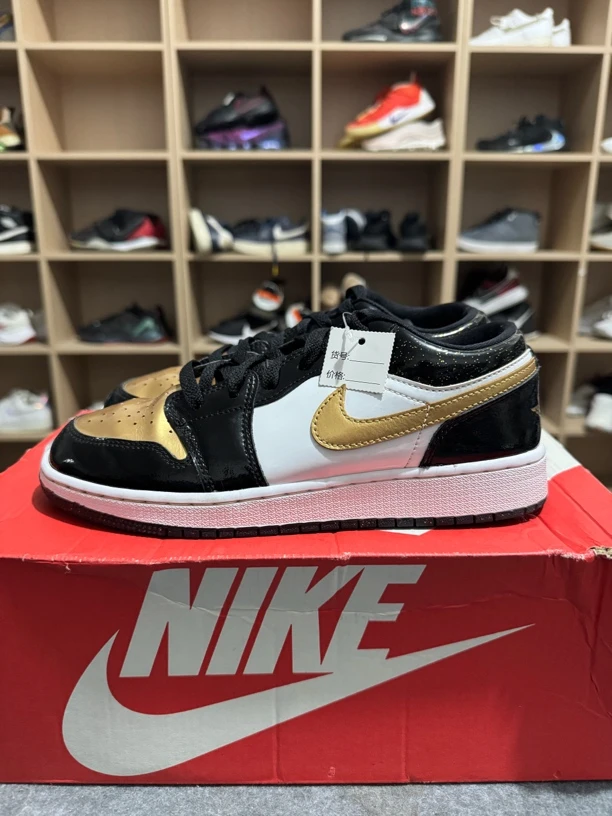 39码AJ1低帮板鞋正品保证