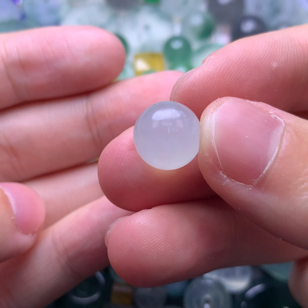 定制翡翠未镶嵌珠子