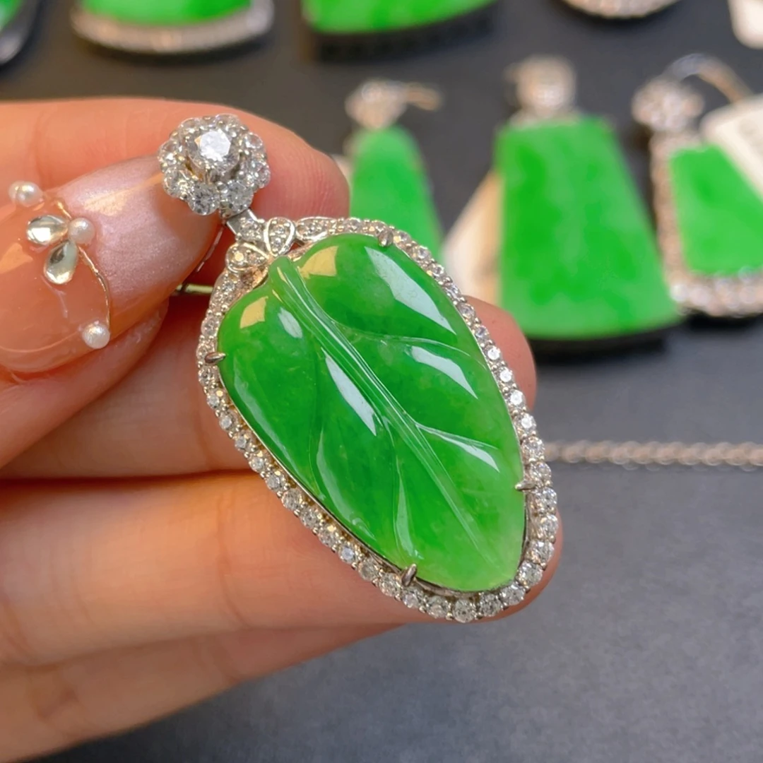 翡翠银S925镶嵌颈饰