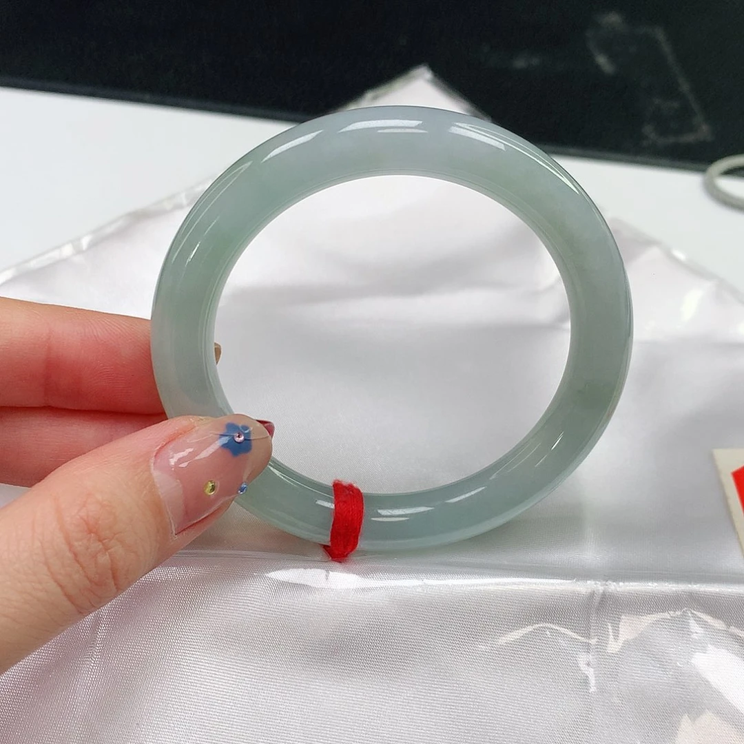 翡翠手镯未镶嵌天然翡翠A货613