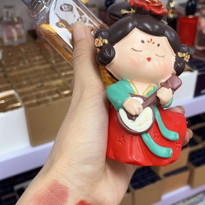 瓷片欧舒沐浴陶瓷娃娃