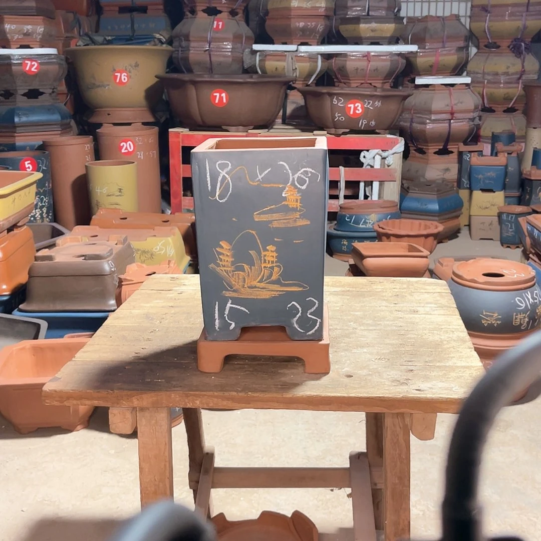 紫砂花盆高四方一个