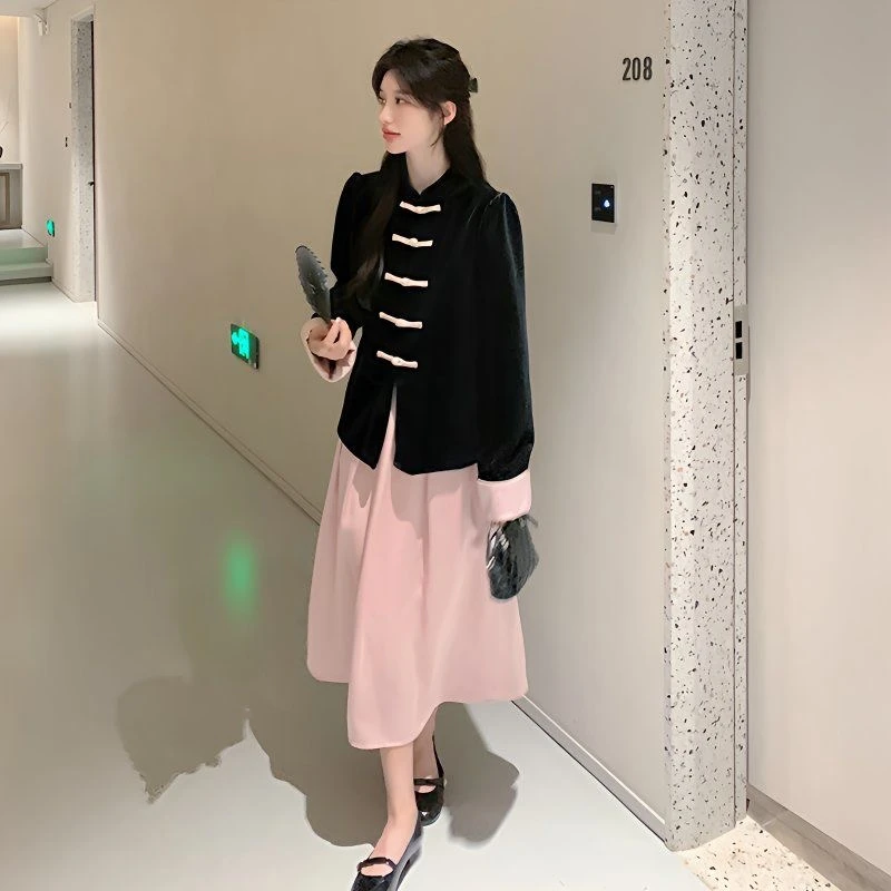 新中式国风唐装黑色盘扣加绒外套女2025冬季设计感时尚修身长袖