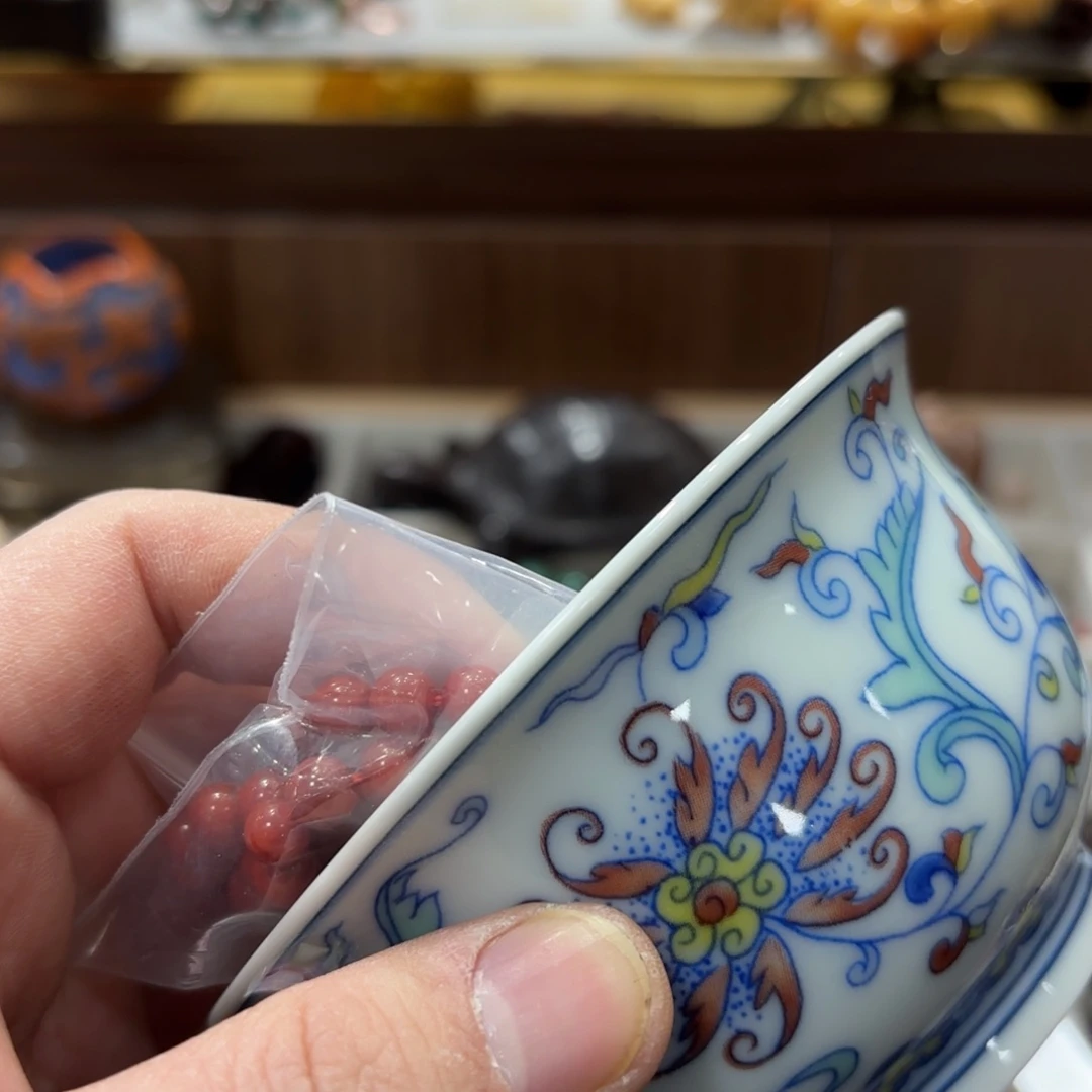 润***同瓷片雕刻精美精致