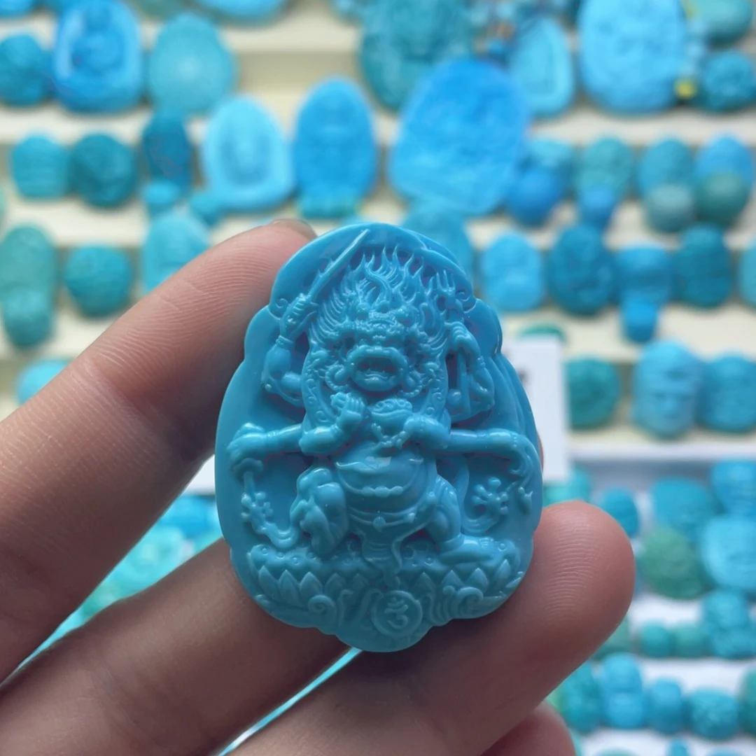 绿松石未镶嵌天然原矿绿松石雕刻件