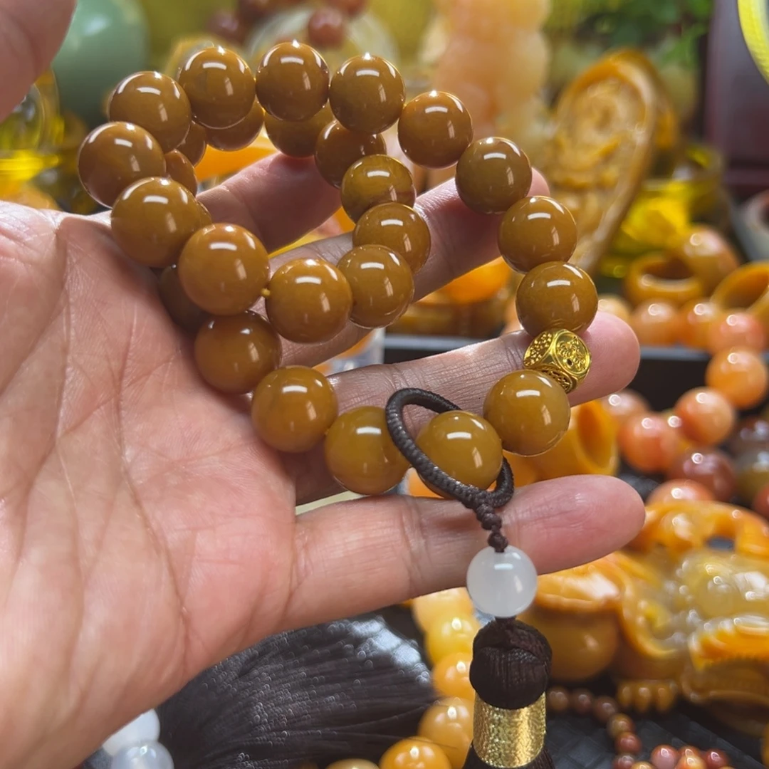 石英质玉未镶嵌颈饰