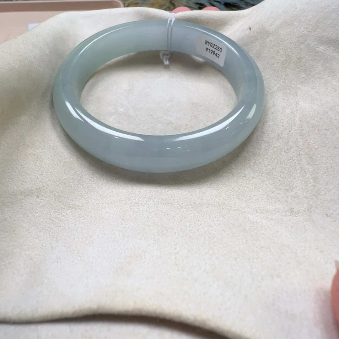 向***放闪购为准，一物一图