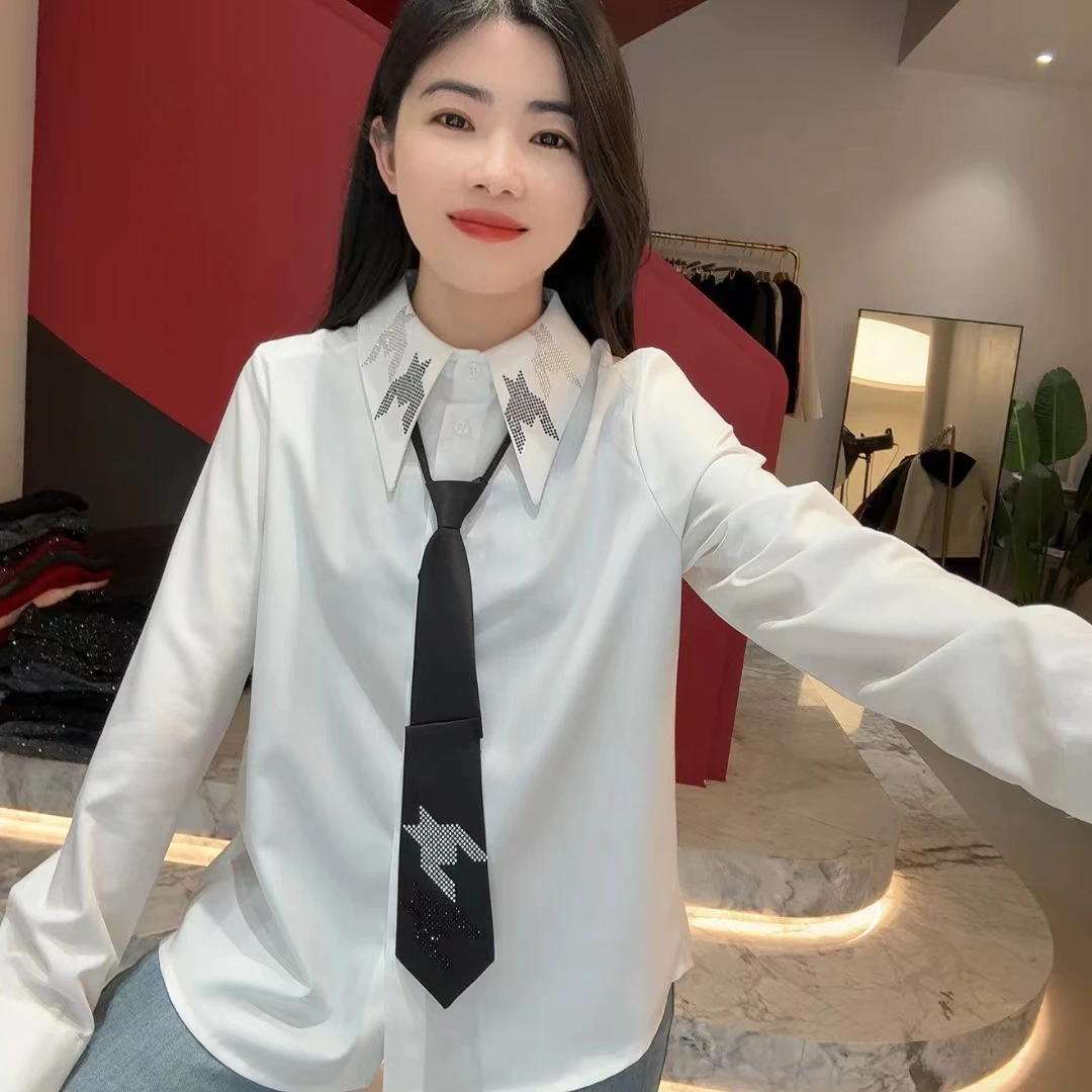 QC 252482 春款设计感衬衫时尚显瘦烫钻长袖百搭上衣