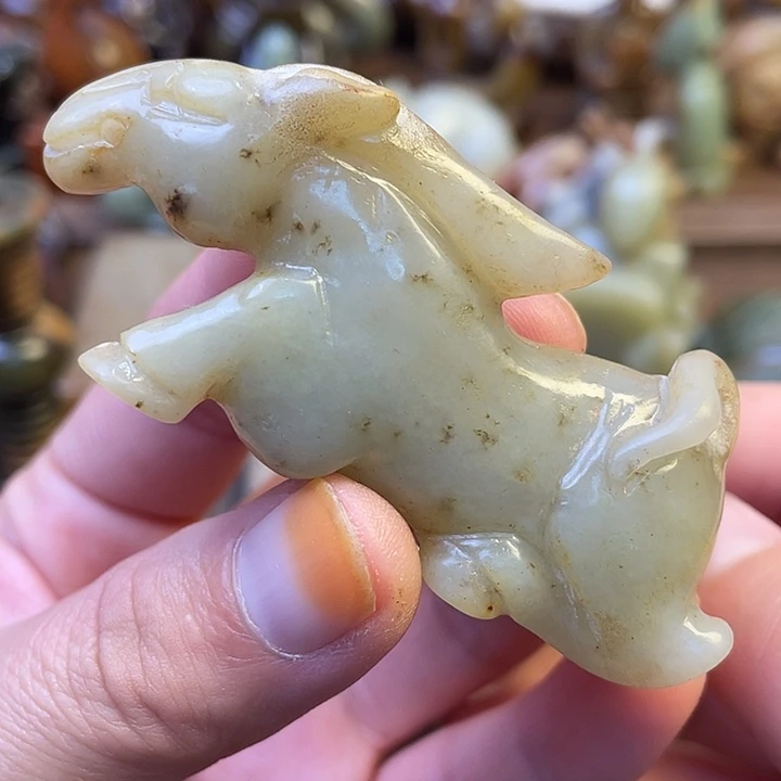 和田玉（糖玉）未镶嵌颈饰