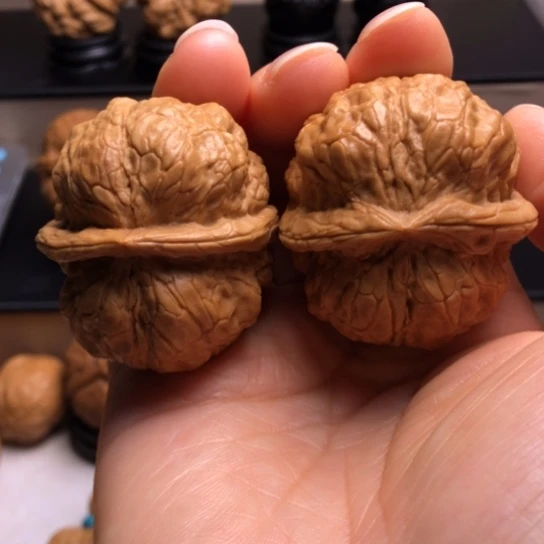 文玩核桃把件冬*金蟾疙瘩包19