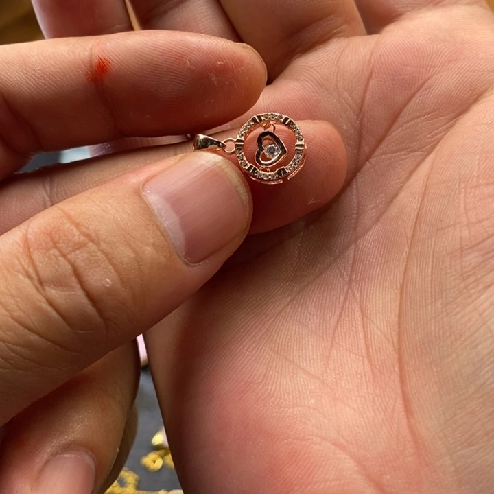 阳***羊翡翠散珠银饰翡翠