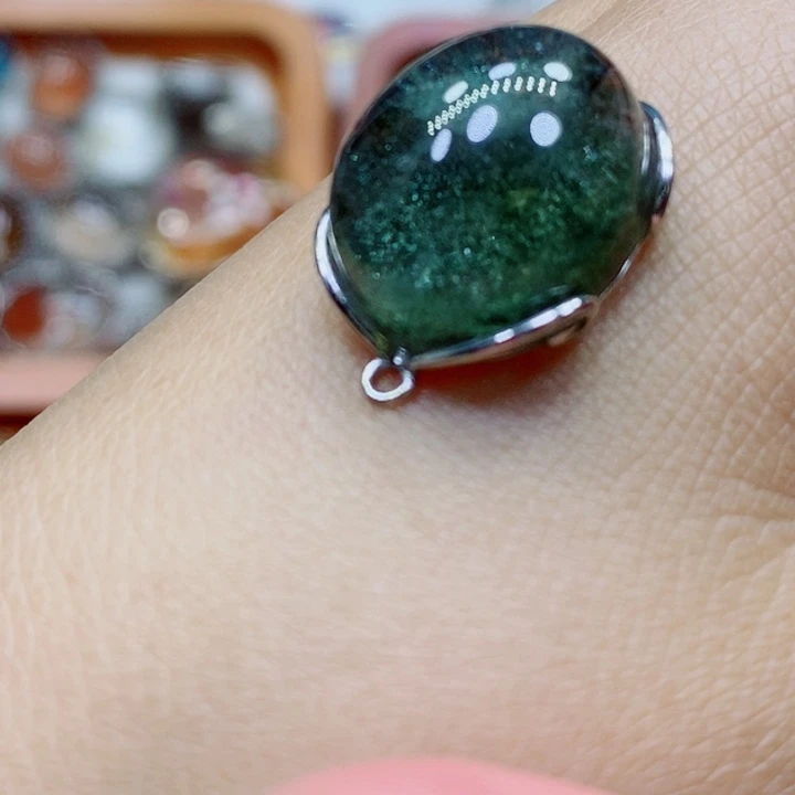 未镶嵌颈饰水晶水晶