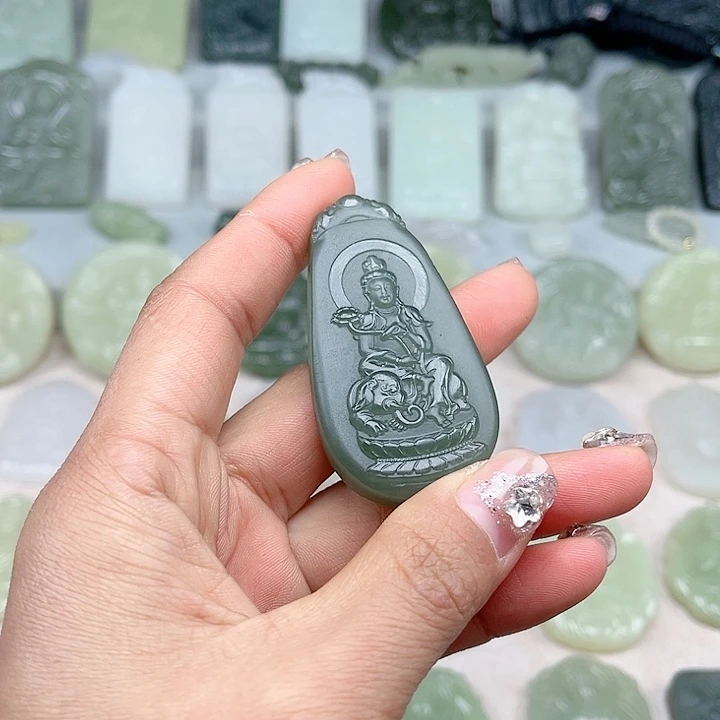 和田玉未镶嵌颈饰