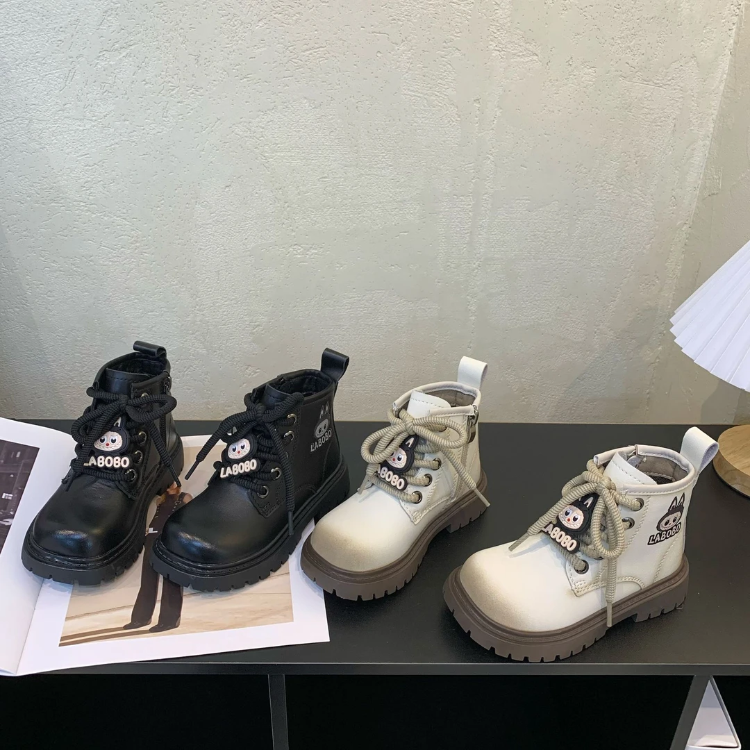 女童皮靴2025秋冬新款复古英伦风马丁靴女孩时尚百搭休闲防滑短靴