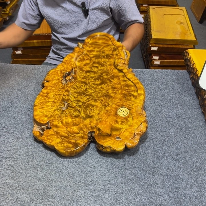 木欧***1缅甸黄金樟实木茶盘