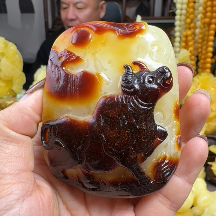 蜜蜡珠宝奇石未镶嵌