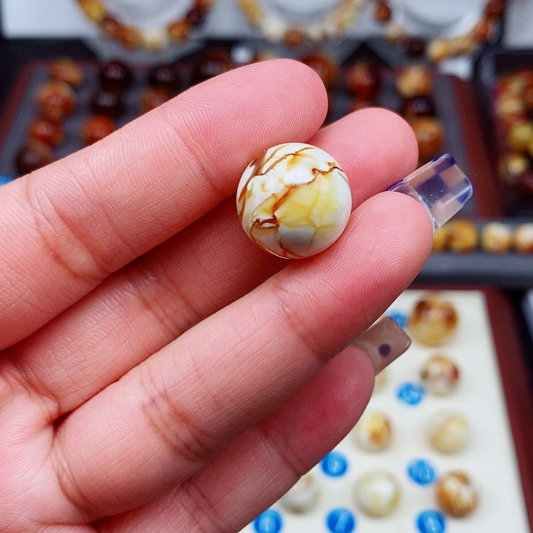 未镶嵌蜜蜡裸石郎***爷蜜蜡