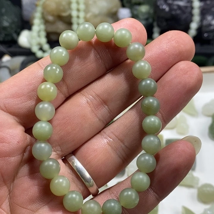 和田玉未镶嵌车挂