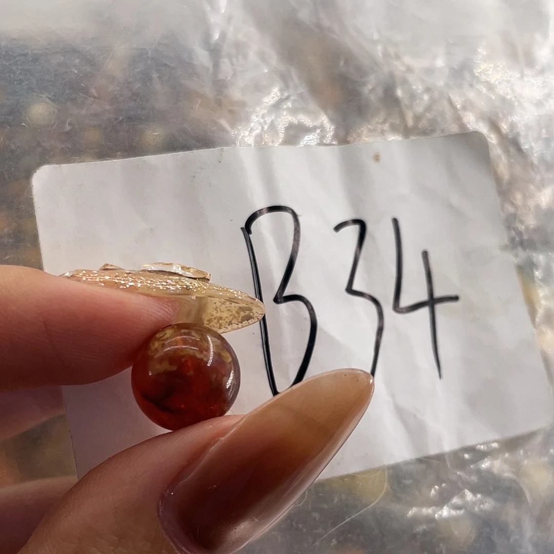 琥珀未镶嵌裸石11福利