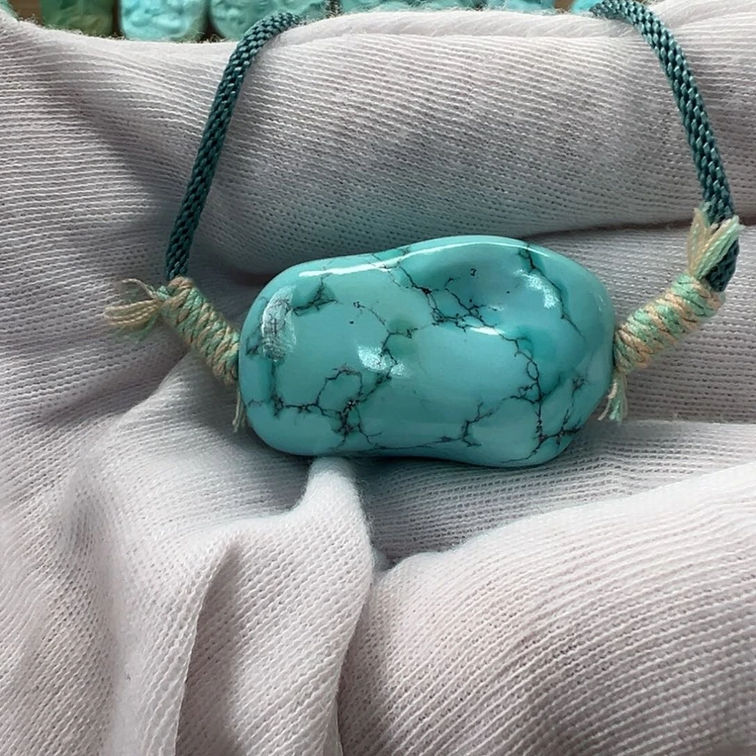 未镶嵌绿松石随形19.8mm