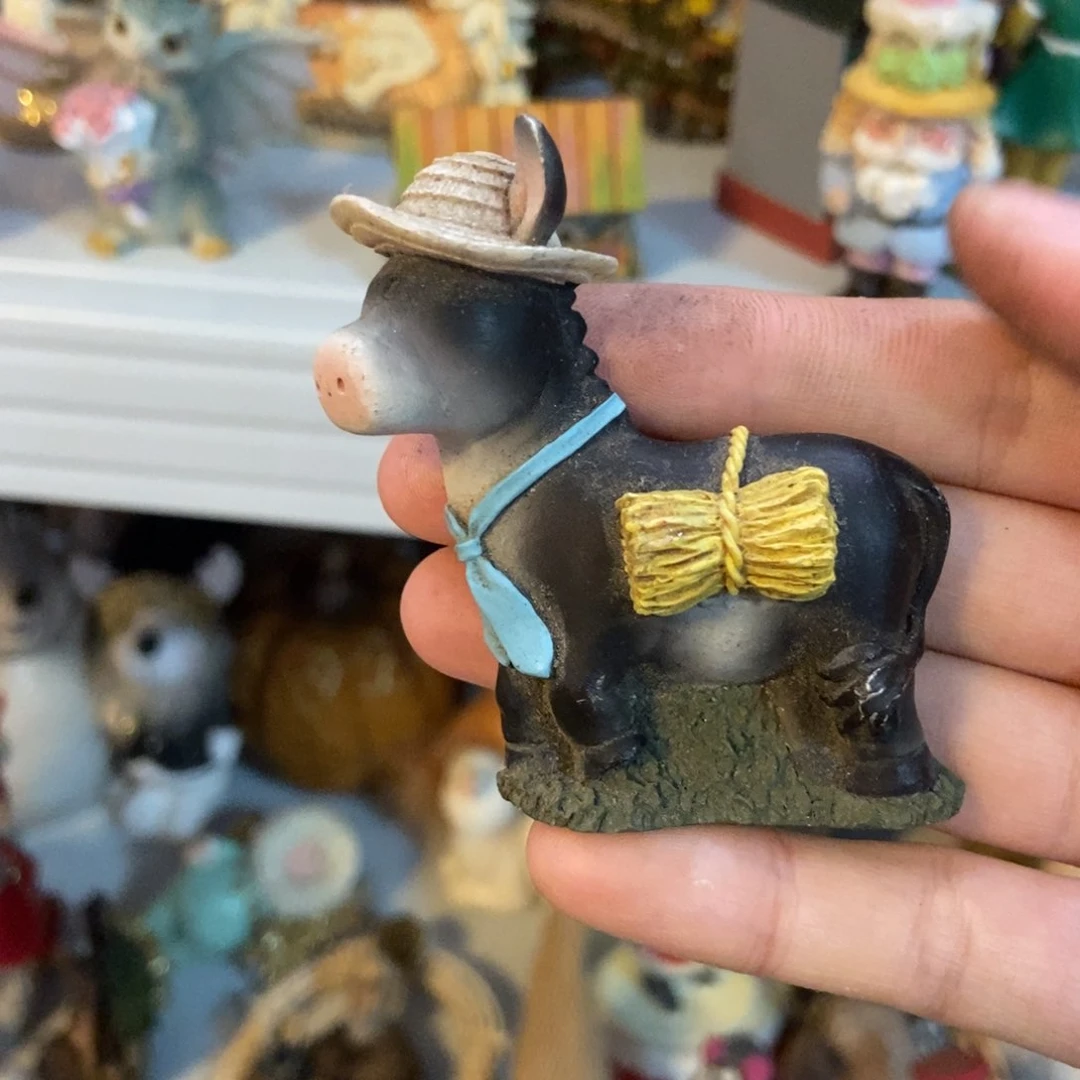 古***侠树脂工艺品默认微瑕