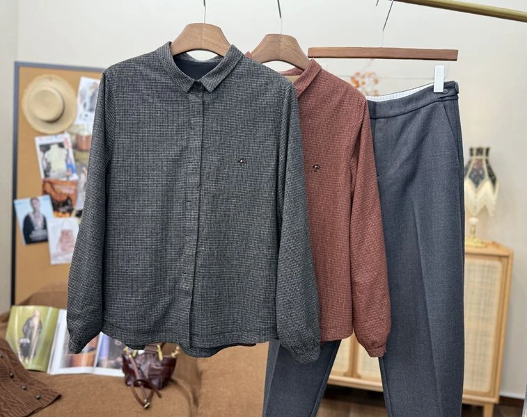 原里（小雨伞）韩范时尚经典秋冬加厚纯色休闲宽松百搭格子女衬衫