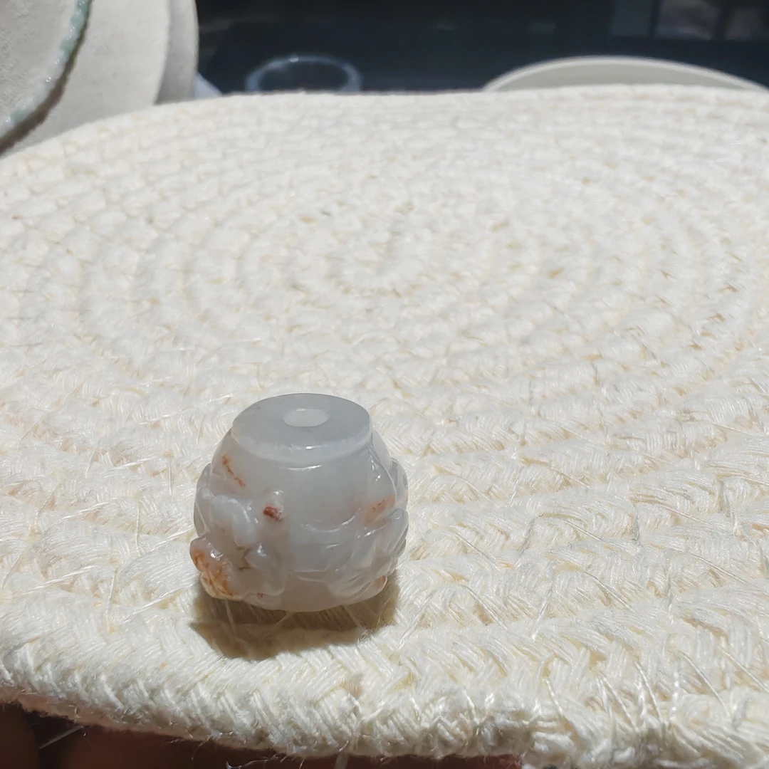 天然缅甸A货翡翠冰糖雪梨色雕刻花珠