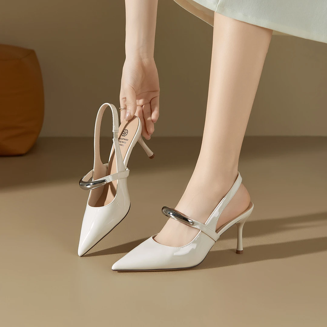 尖头气质百搭高跟鞋女早秋新款时尚细跟后空一字带包头凉鞋5C100