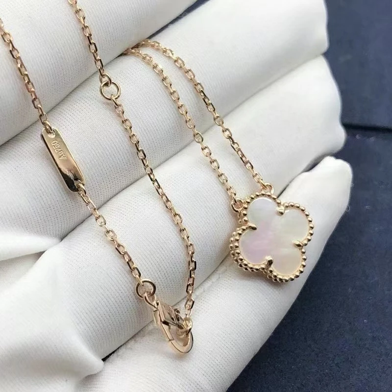 18K金中号贝母四叶草项链经典时尚（多样性发其一）