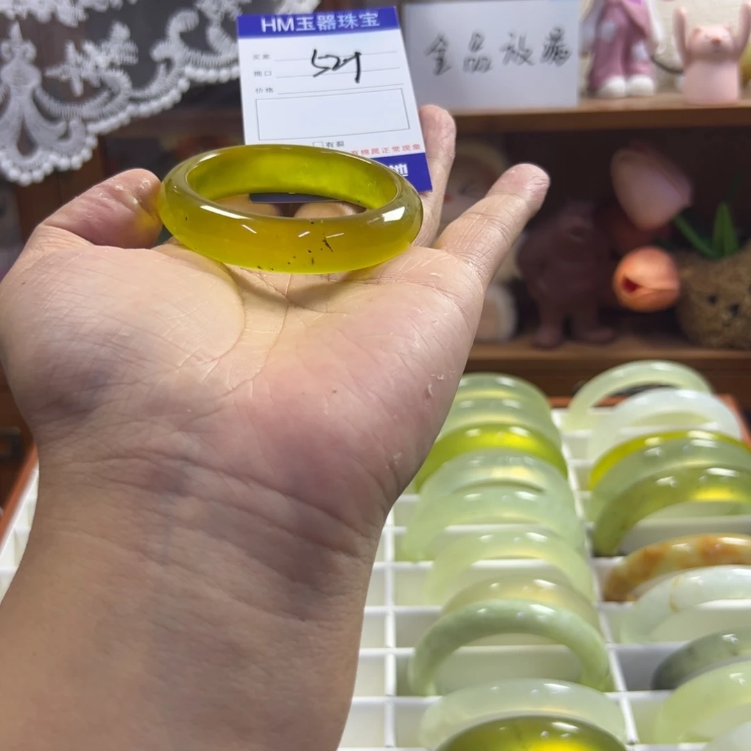 蛇纹石玉未镶嵌手镯491