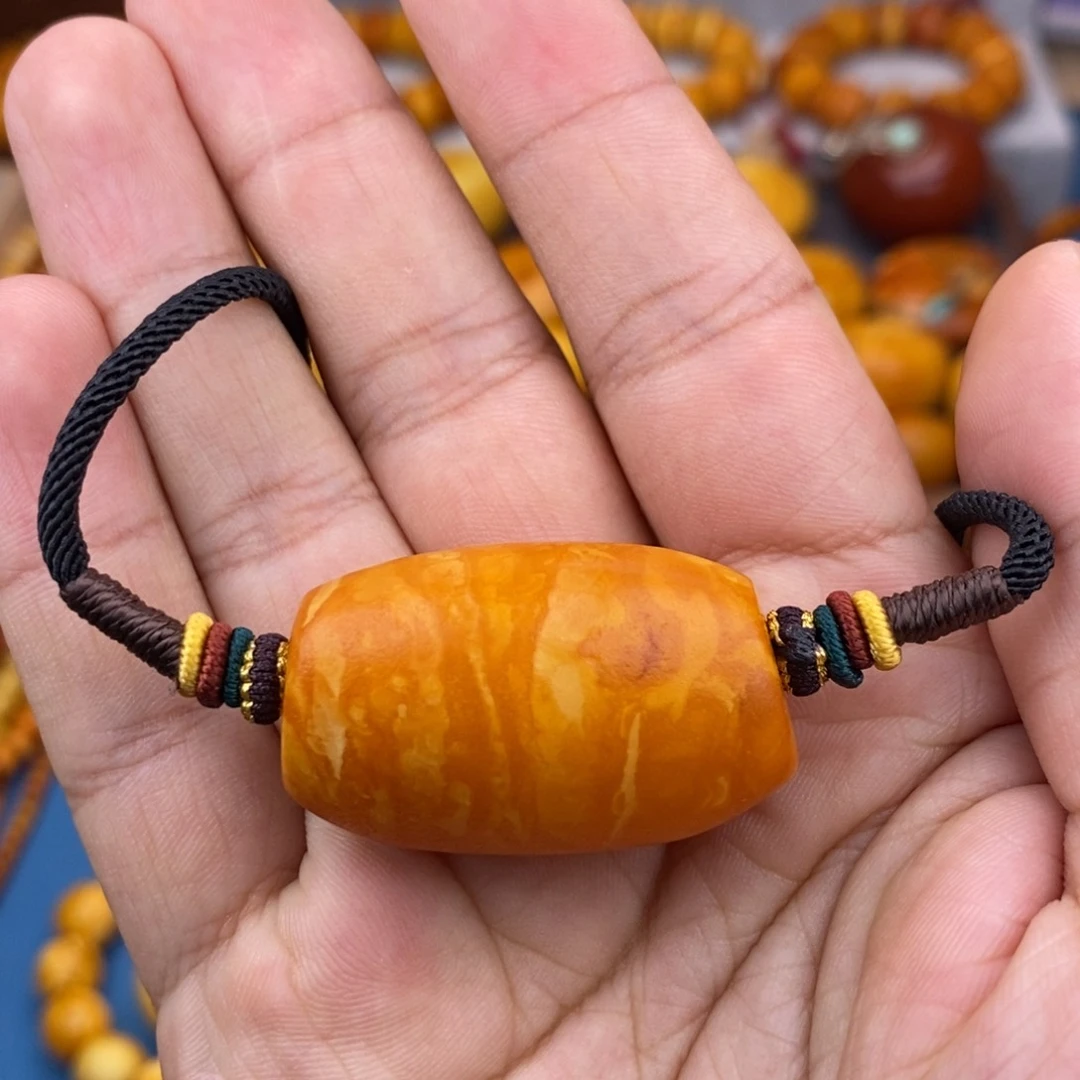 未镶嵌琥珀珠宝奇石