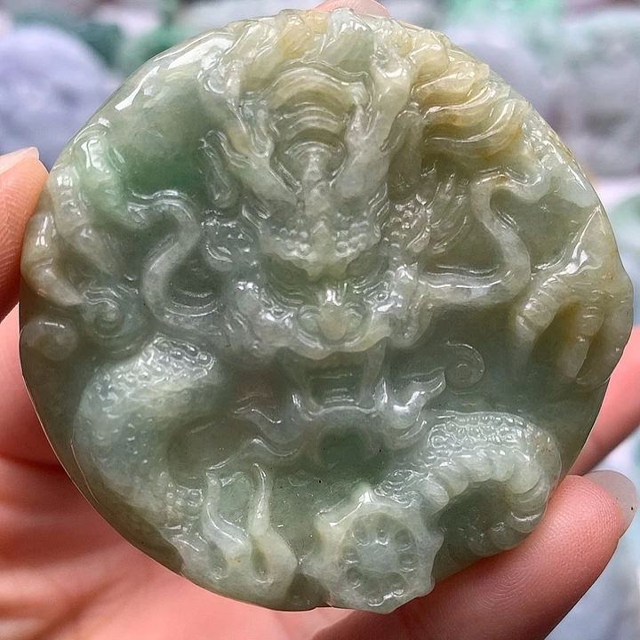 翡翠未镶嵌颈饰龙凤呈祥两面工艺福利