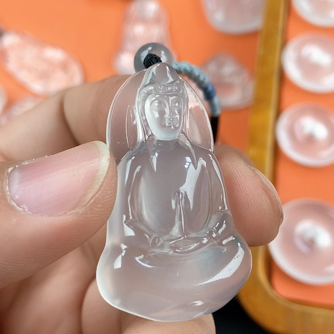 石英质玉颈饰未镶嵌