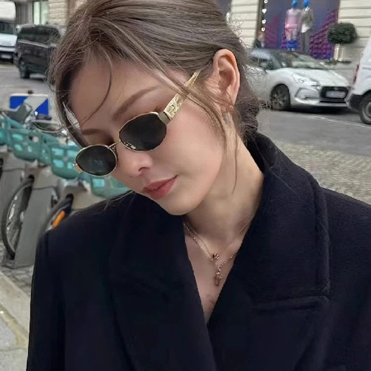2025新款椭圆形个性金属框墨镜女高级感复古太阳镜方圆脸显瘦欧美