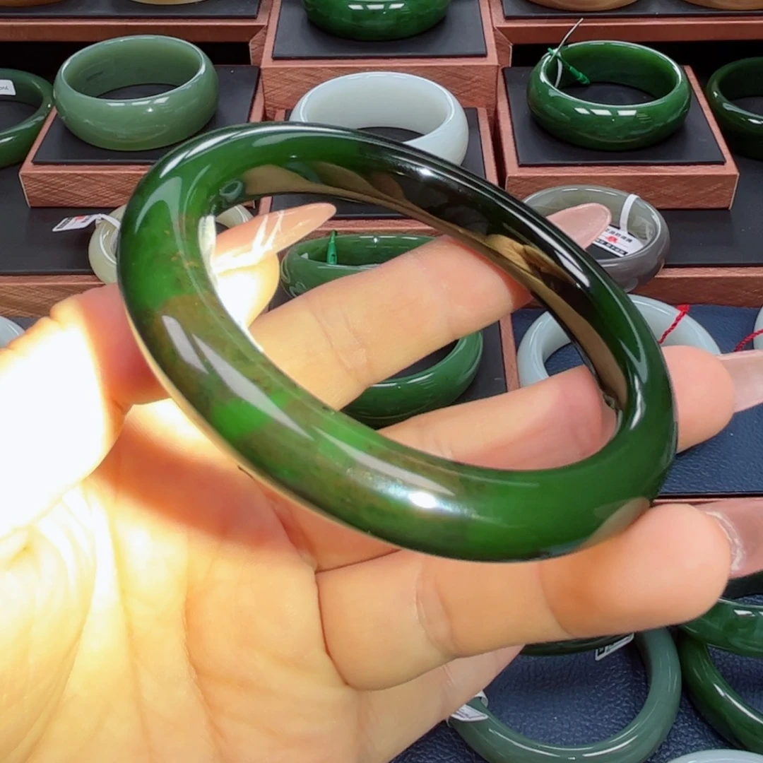 未镶嵌手镯和田玉（碧玉）6061圈口