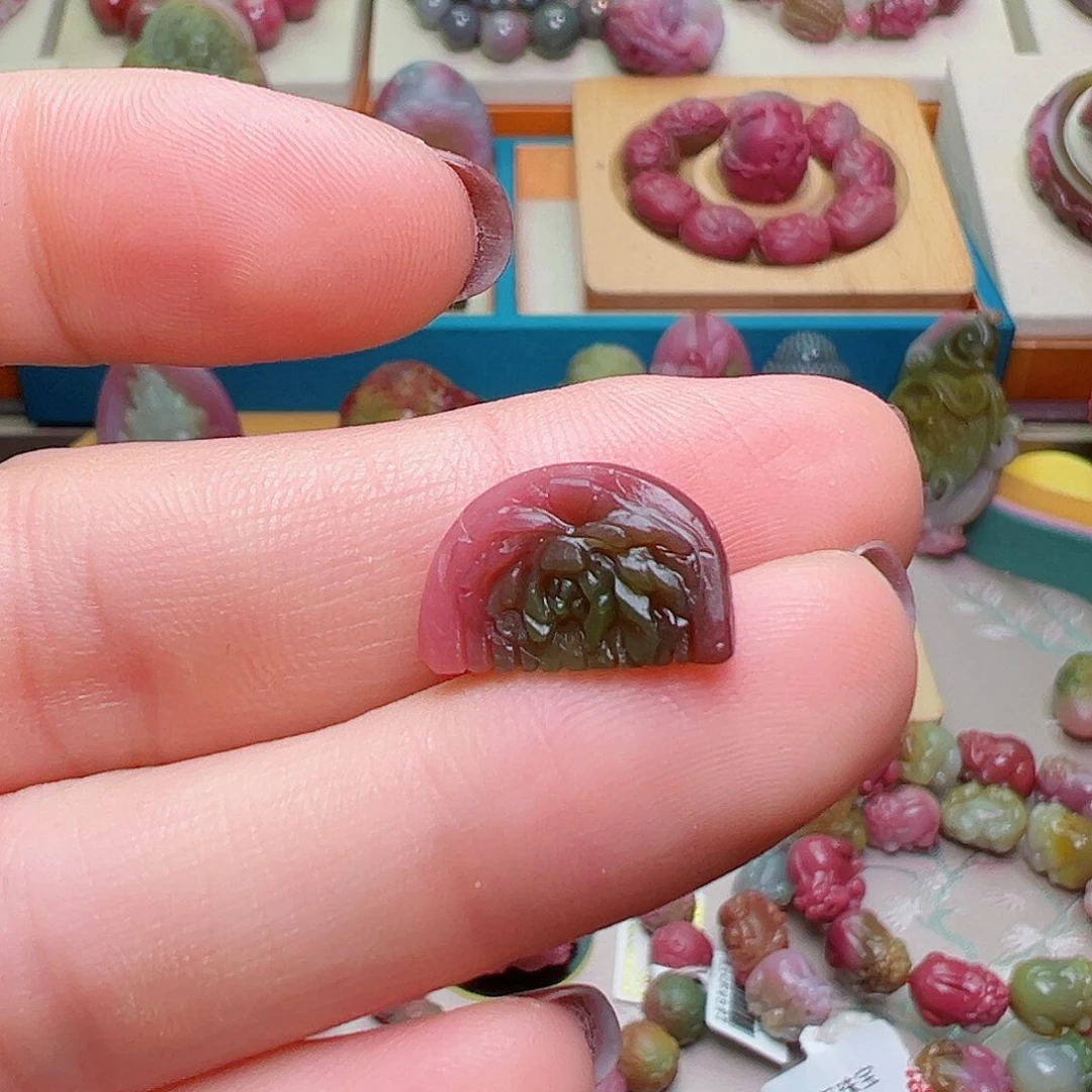 未镶嵌盐源玛瑙定制石英质玉